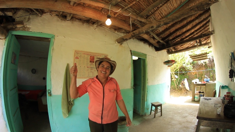Se iniciaron nuevos contratos de electrificación rural