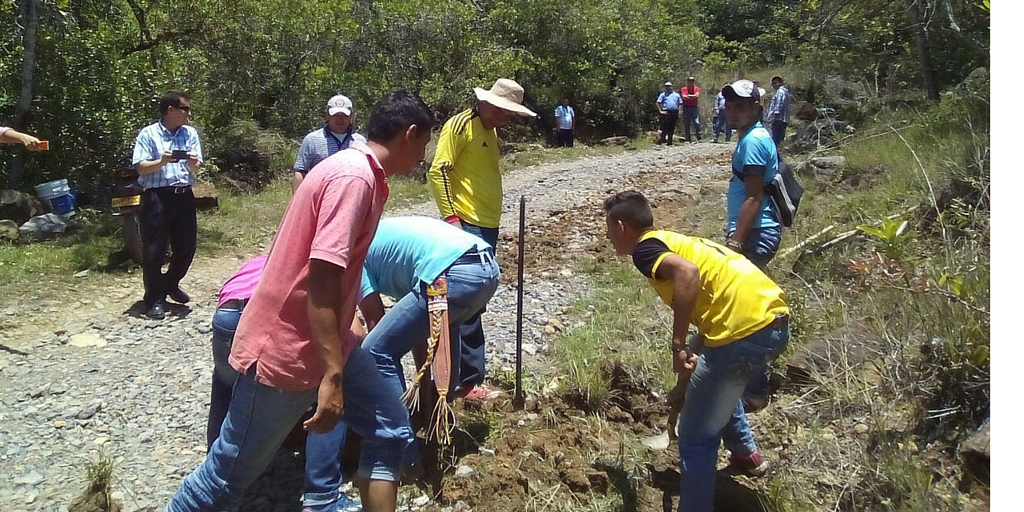 Alianzas entre las administraciones municipales de Curití y Jordán para mejorar vías de acceso.