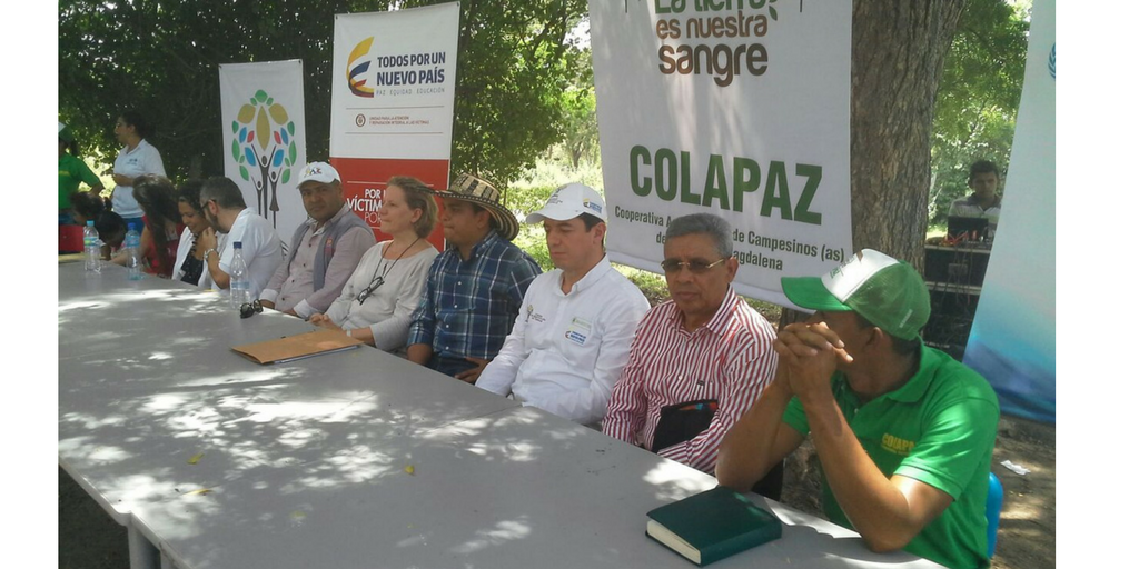 Lanzamiento de la Cooperativa Agropecuaria de Campesinos y Campesinas del Centro del Magdalena, COLAPAZ.