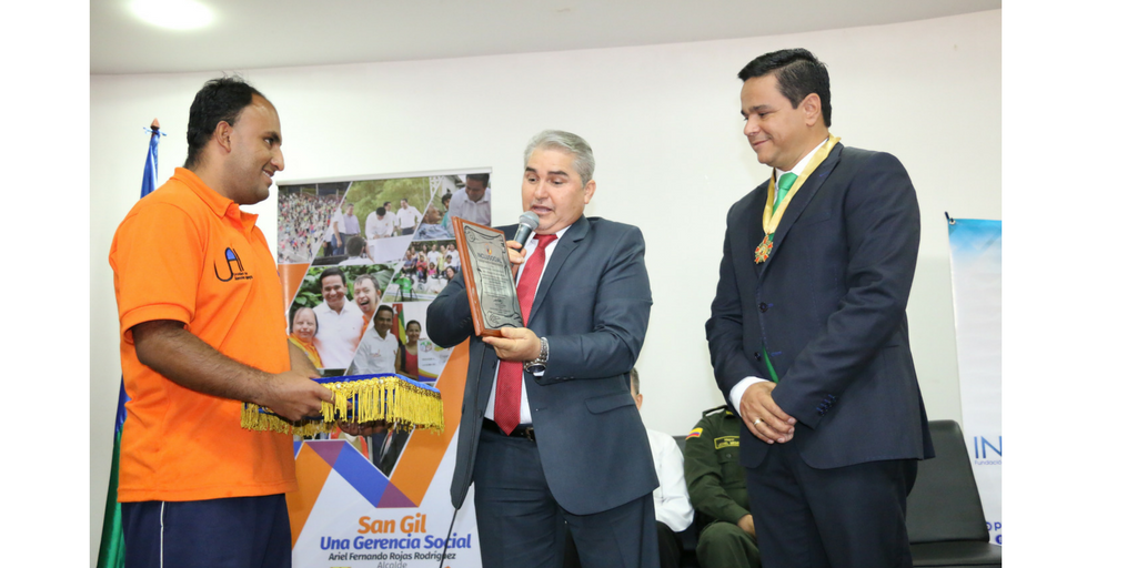 Alcalde  Solidario e Incluyente de Santander 2017.